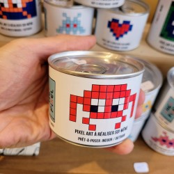 Kit mosaïque "Video game rouge" dans son emballage "boite de conserve"